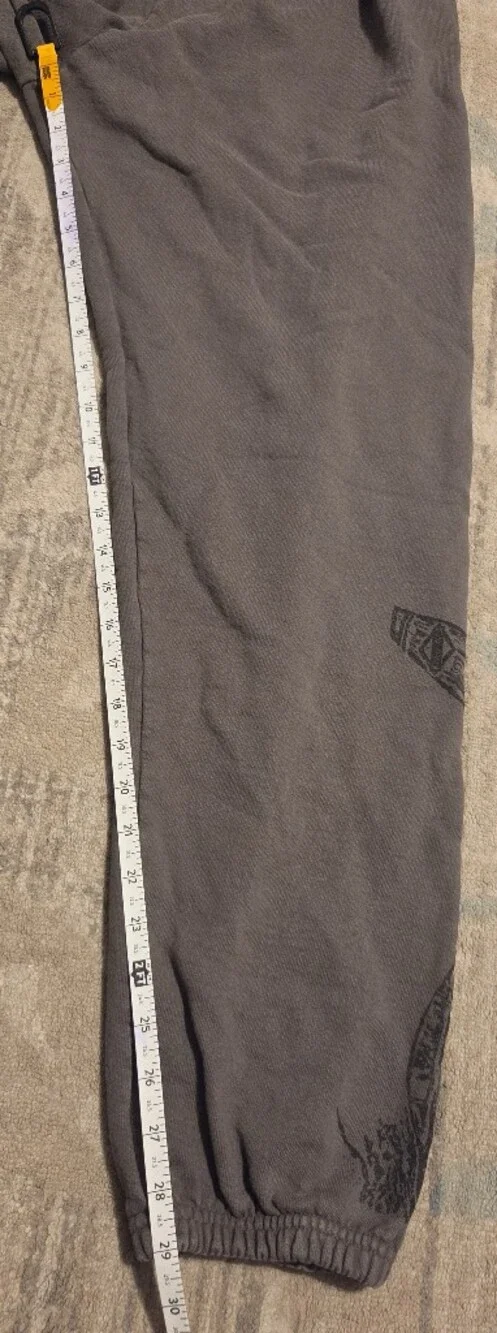 Standard Issue x Eminem Kamikaze 5-Year Anniversary Sweatpants. Size L.